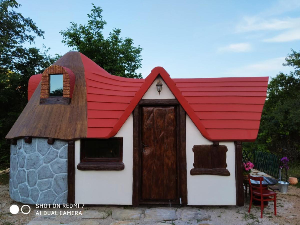 Krka Fairytale Little Castle Hotel Skradin Buitenkant foto